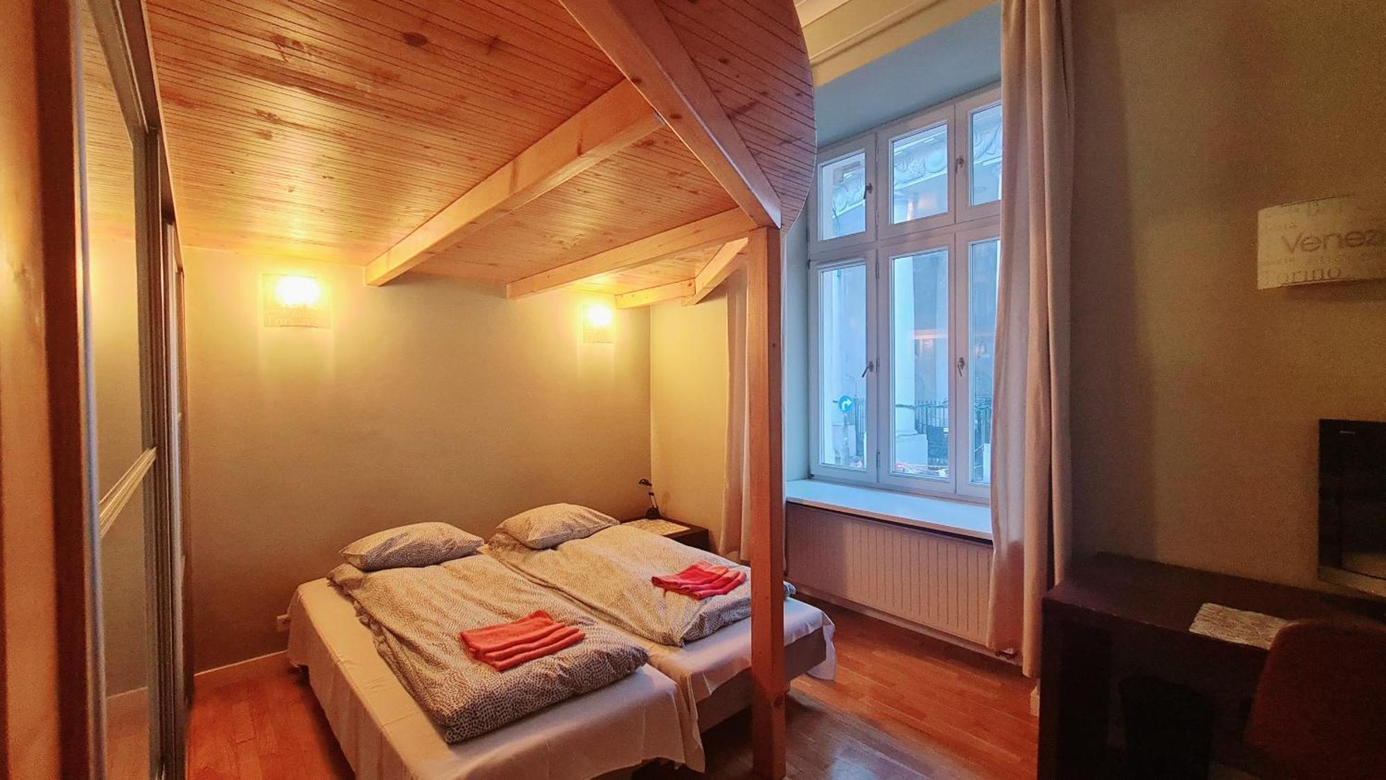Bright&Comfy Apt -Few Min To Main Square Krakow Exterior photo